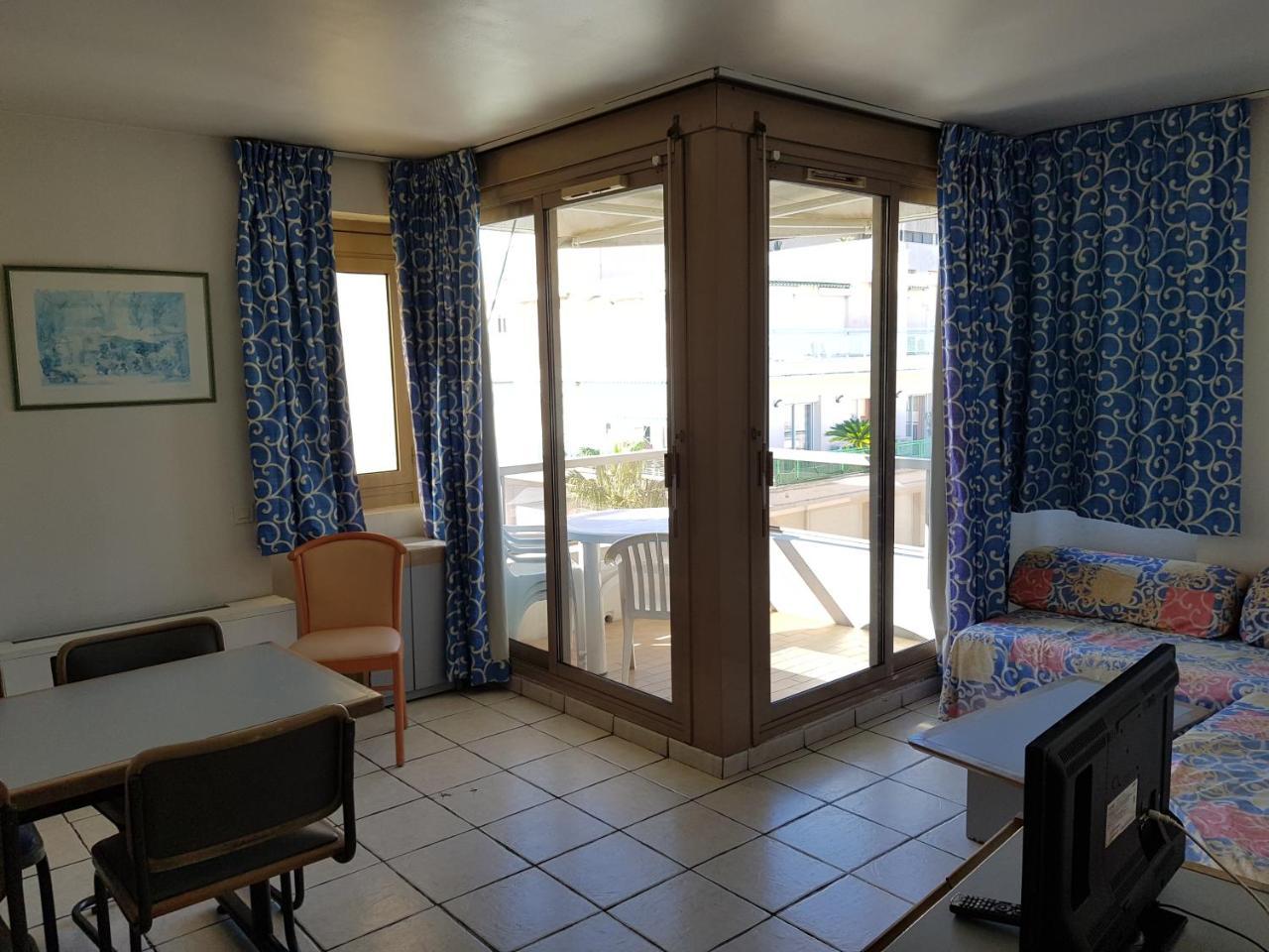 Residence Couleurs Soleil, Juan Les Pins Antibes Dış mekan fotoğraf